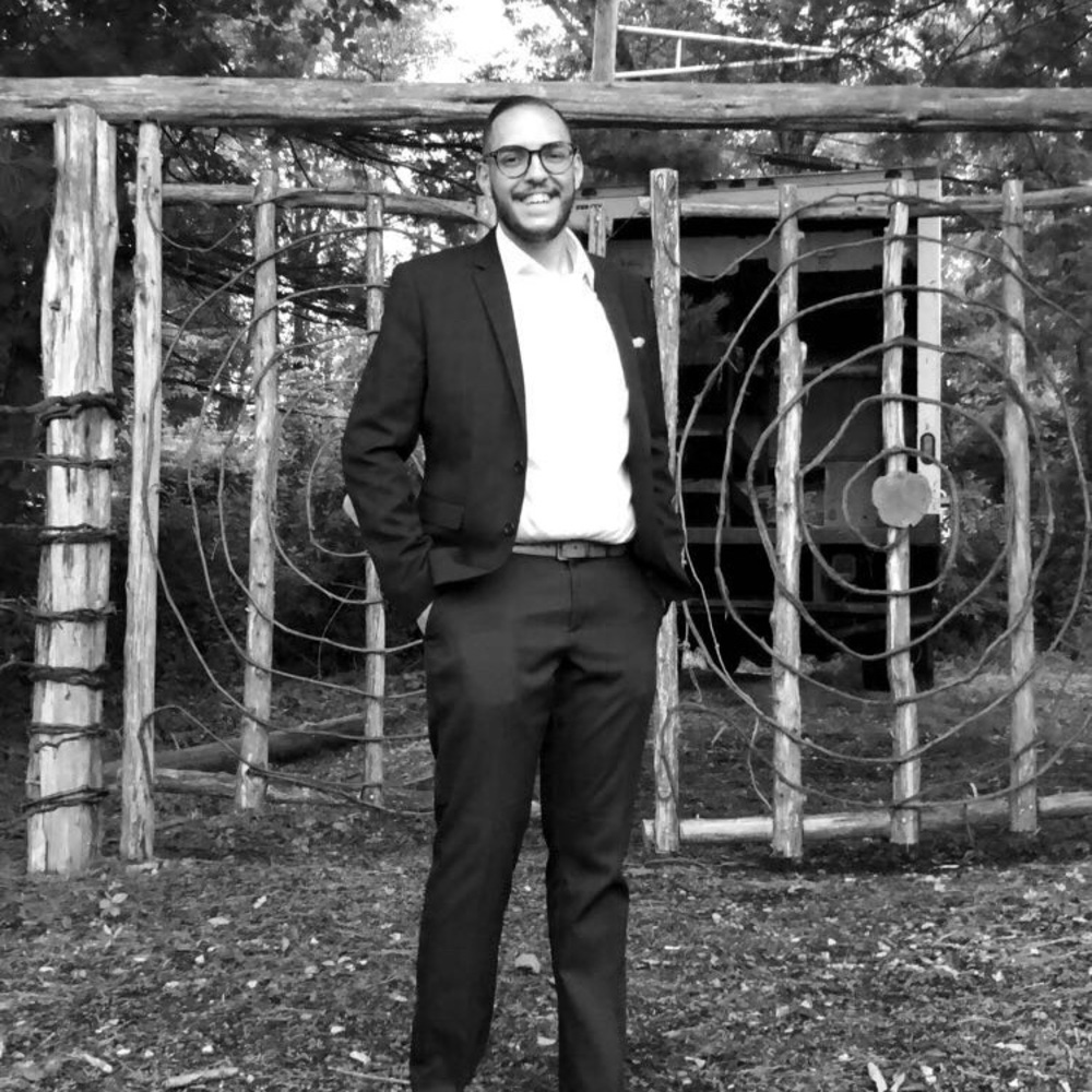 Meet your Posher, Kyrillos